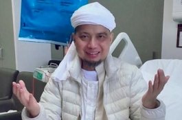 Innalillahi...Aa Gym Kabarkan Ustaz Arifin Ilham Meninggal Dunia