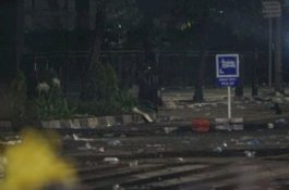 Bawa Ransel Berkabel, Ini Identitas Wanita Bercadar di Thamrin