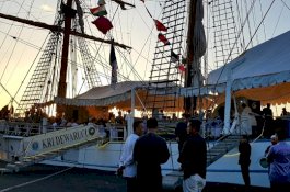 Lantamal VI Buka Puasa Bersama Taruna Beserta Muspida Sulsel Di Gladak KRI Dewa Ruci