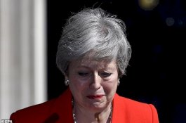Pidato Lengkap Pengunduran Diri Theresa May yang Bikin Baper