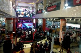 Andra And The Back Bone Hibur Pengunjung Honda Sport Motoshow 2019