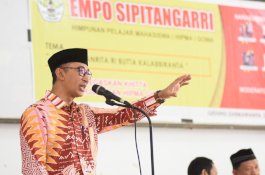 Sekkab Gowa Motivasi OKP: 'Harus Punya Strategi Sesuai Perkembangan Zaman'