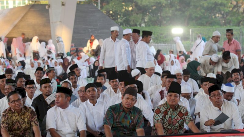 Ingin Lebih Dekat, Iqbal Suhaeb Kumpul RT/RW Di Karebosi