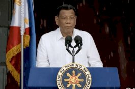 Presiden Filipina Bercanda Ingin Mengampuni Taruna Pemerkosa