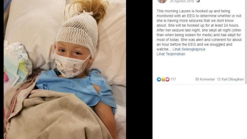 Hari pertama Lauren Zehner menjalani perawatan medis akibat gigitan nyamuk (Facebook/Holly Zehner)