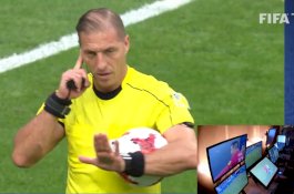 Liga 1 Mau Pakai VAR, Wasit: Alat Komunikasi Saja Belum