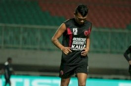 Tak Masuk Line Up Lawan Tira Persikabo, Ferdinand Sinaga 'Curhat' di Instagram