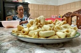 Kue Sero-sero Banjir Pesanan Selama Ramadan