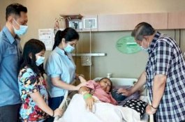 Hingga Jumat Sore, Ani Yudhoyono Masih di ICU