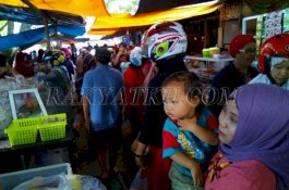 Pengelola Pasar Minasa Maupa Gowa Jamin Tidak Ada Barang Kedaluarsa