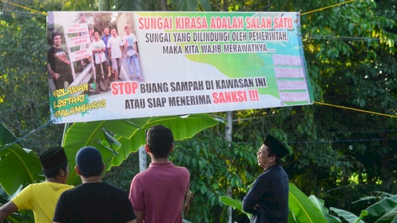 Wabup Bulukumba, Tomy Satria Yulianto (kanan)