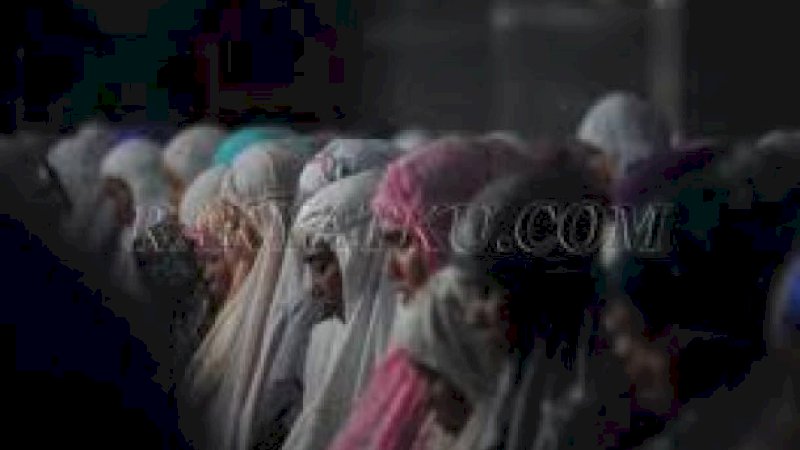 Menjaga Persatuan Jadi Tema Khutbah Salat Ied di Makassar