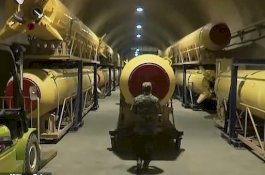 Iran Tunjukkan Bunker Rudal Bawah Tanah yang Penuh Senjata