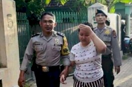 Dibangunkan Salat Asar, Wanita Ini Tikam Ayah Kandungnya hingga Tewas