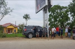 Tabrak Papan Reklame di Poros Makassar-Barru, Dua Orang Tewas 