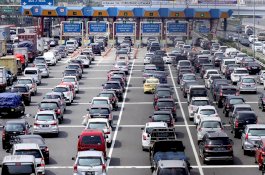 Urai Macet pada 9 Juni, Jasa Marga Diskon Tarif Tol pada 10-12 Juni