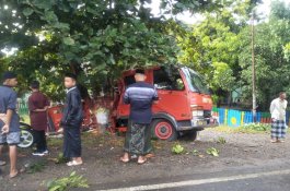 Damkar Jeneponto Terguling, 5 Orang Tak Sadarkan Diri