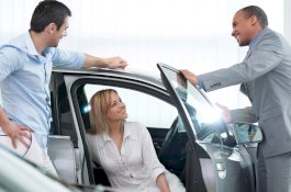 Pertama Kali Beli Mobil, Pilih Baru atau Bekas?