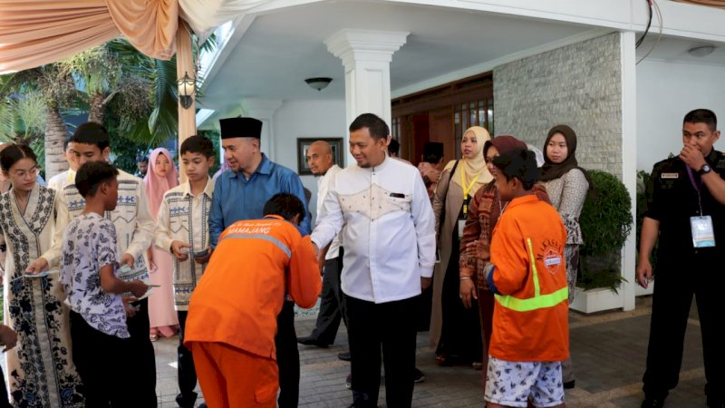 Pj Wali Kota Makassar Hadiri Open House di Kediaman JK