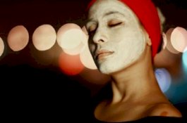 Masker Rumahan Ini Dapat Bantu Anda Hilangkan Bekas Luka dan Noda di Wajah