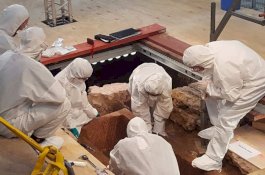 Sarkofagus 1000 Tahun Bergelimang Emas Ditemukan di Bawah Gereja