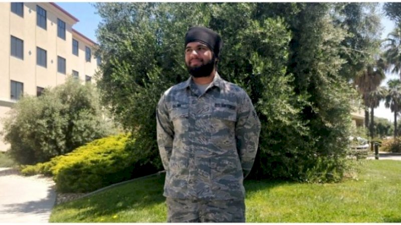 Ini Penerbang AS Pertama yang Diizinkan Berjanggut