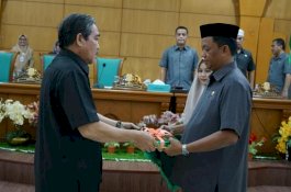 Bupati Sidrap Serahkan 2 Ranperda ke DPRD
