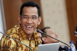 Refly Harun: MA Bisa Diskualifikasi Jokowi-Ma'ruf