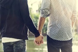 Tiga Faktor yang Mungkin Membuat Pria Gay, Salah Satunya Kidal