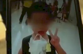 Bocah 4 Tahun Meninggal Setelah Ditinggal di Bus Sekolah Selama 5 Jam