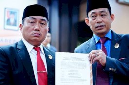 Jas Anggota DPRD Parepare saat Dilantik Bernilai Rp3 Juta