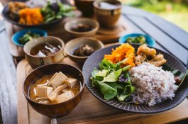 Diet Okinawa: Rahasia Umur Panjang Orang Jepang