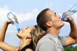 Ini Saat-saat di Mana Anda Seharusnya Tak Minum Air