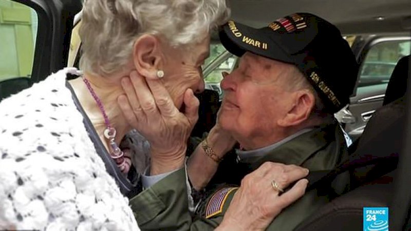 KT Robbins dan Jeannine