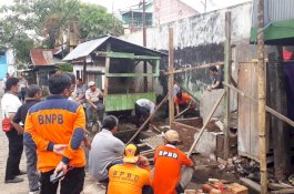 BPBD dan Jajaran SKPD Pemkot Makassar Gelar Kerja Bakti