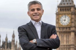 Bertengkar dengan Wali Kota London, Donald Trump Minta Sadiq Khan Diganti
