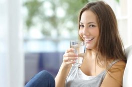 Bikin Diet hingga Redakan Stres, Ini Manfaat Minum Air Hangat