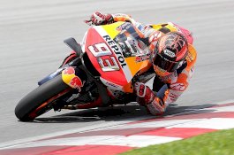 Rossi Hingga Lorenzo Kecelakaan, Marquez Juara MotoGP Catalunya