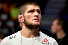 Video: Khabib Nurmagomedov Paksa Fans Barcelona Ucapkan 