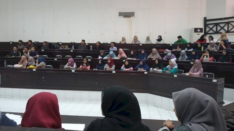 Suasana pembekalan KKN di GPI Unhas, Senin, 17 Juni 2019, kemarin.