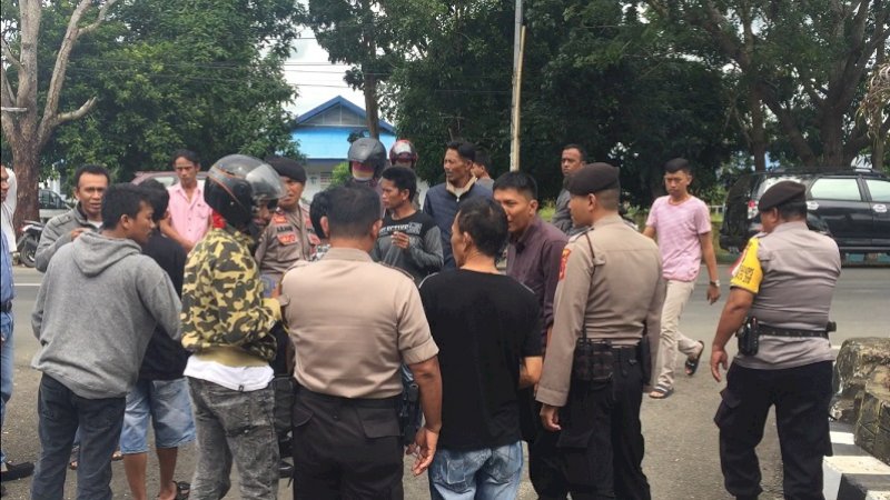 Diduga Selingkuh, Oknum Pejabat Kejaksaan Bone Nyaris Dimassa Warga