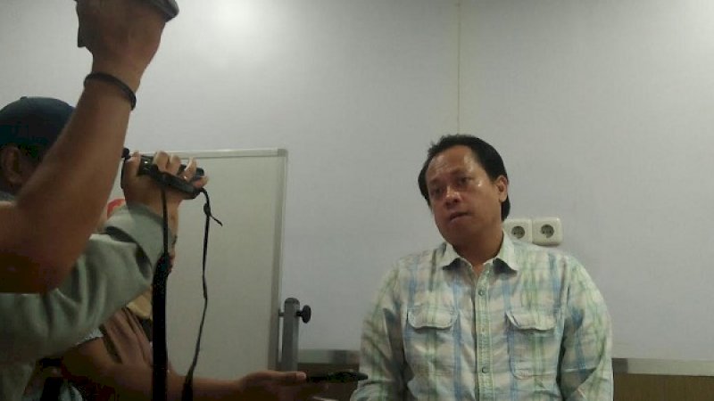 Susuman Halim saat diwawancarai beberapa media.