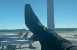 Fotonya Bikin Marah Komunitas Arab, Bella Hadid Minta Maaf