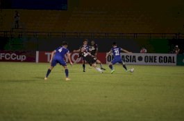 Dengan 10 Pemain, Becamex Taklukkan PSM Makassar 1-0
