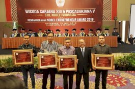 Dokter Koboi Dianugerahi Nobel Social Entrepreneur Award 2019