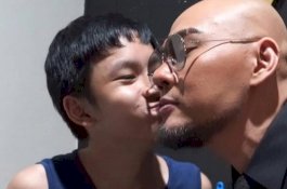 Begini Respons Putra Deddy Corbuzier Saat Ayahnya Hendak Masuk Islam