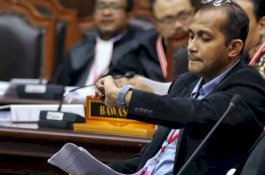 Berlatar Pakar Hukum Pidana, Ahli Jokowi Bilang Tim Prabowo Tak Bisa Buktikan TSM