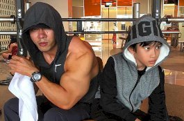 Terpopuler: Deddy Corbuzier Dicueki Anak, Ciuman Luna, hingga Doktor Cantik Calon Wali Kota