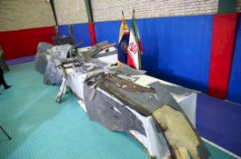Iran Pamerkan Sisa-sisa Drone Militer AS yang Ditembak Jatuh