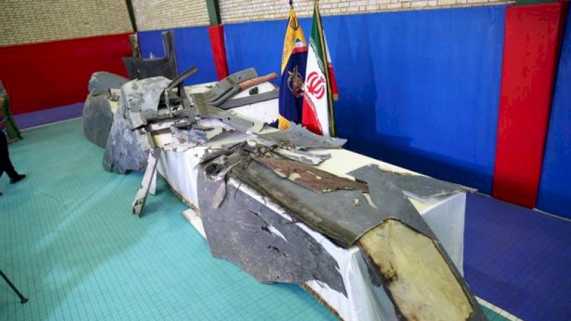Iran Pamerkan Sisa-sisa Drone Militer AS yang Ditembak Jatuh